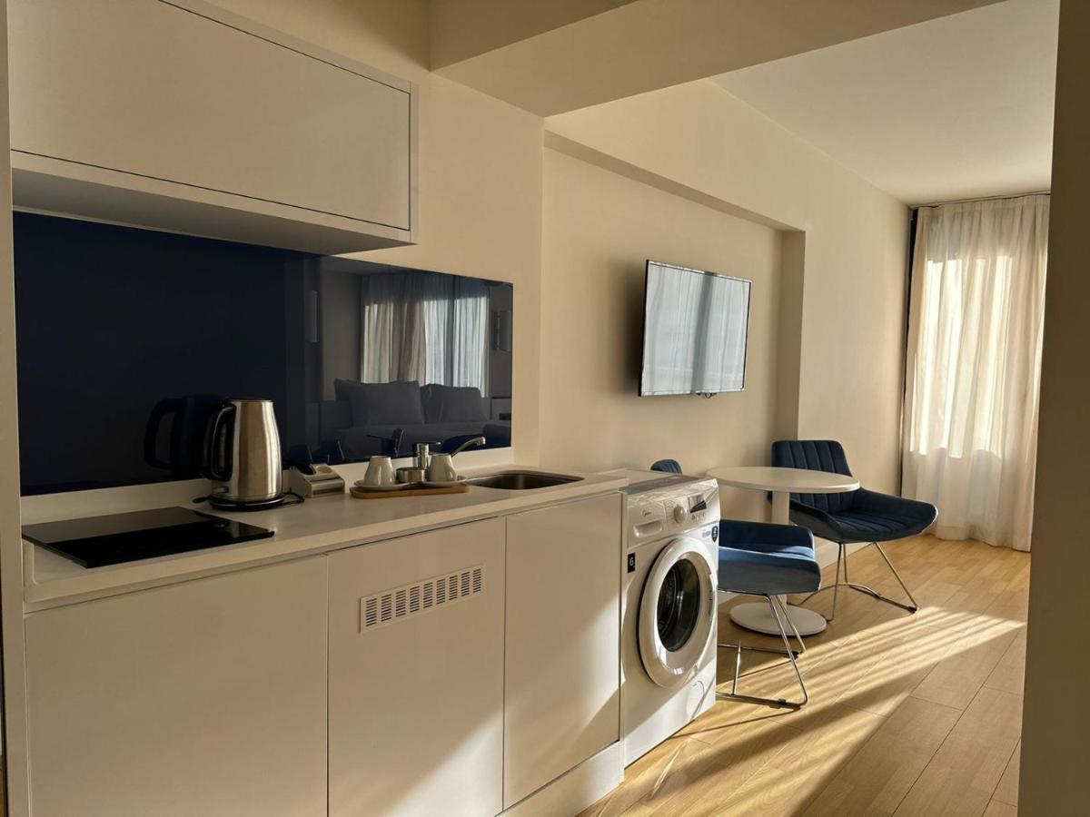 Orbi City Amazing Apartments Batumi Exterior photo